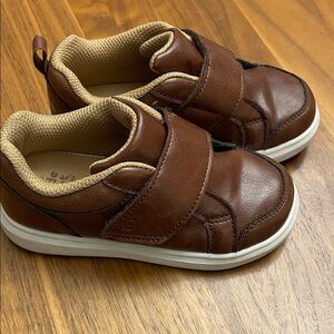 Stride Rite Brown Kids Sneakers with Velcro
